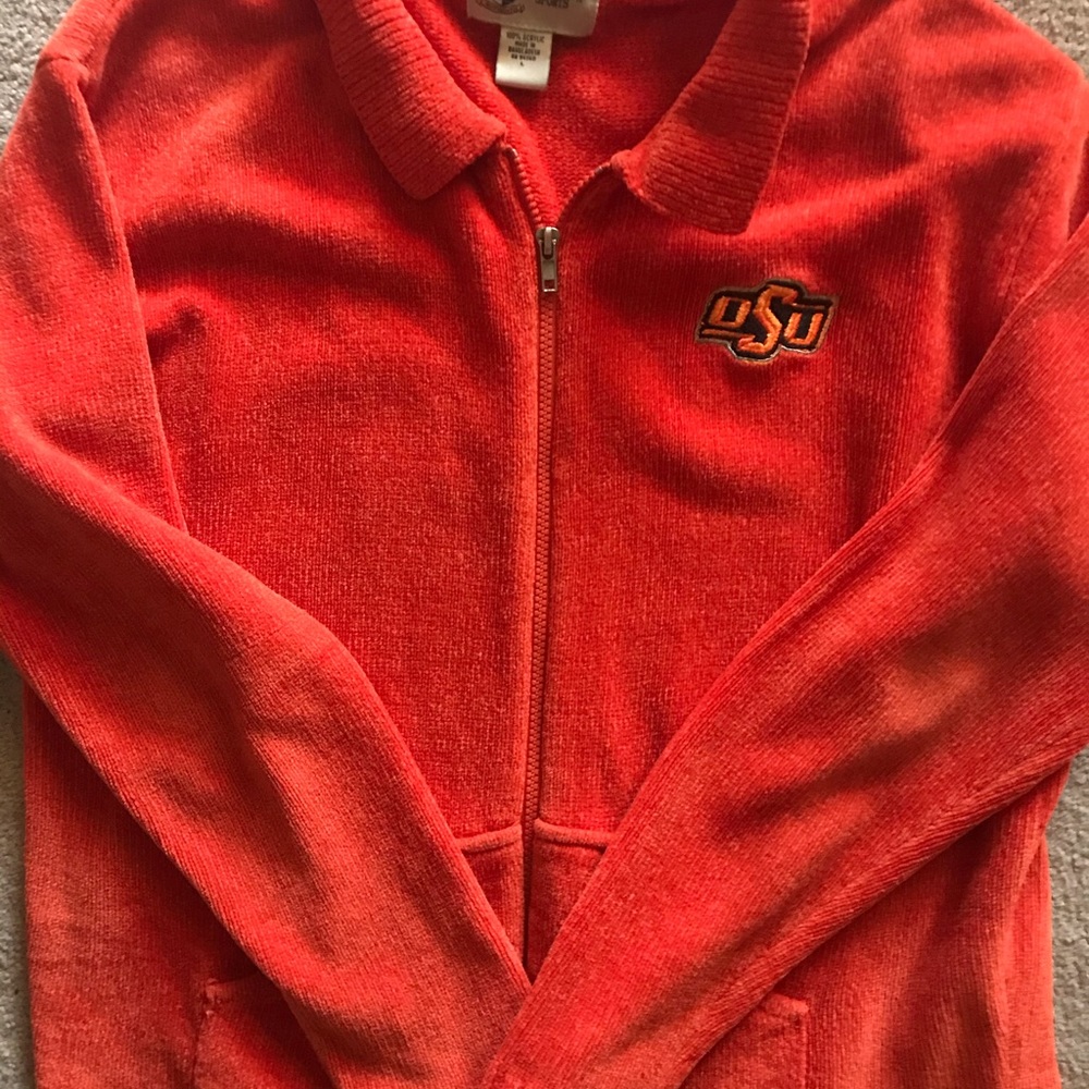 OSU ORANGE SWEATER SIZE LARGE